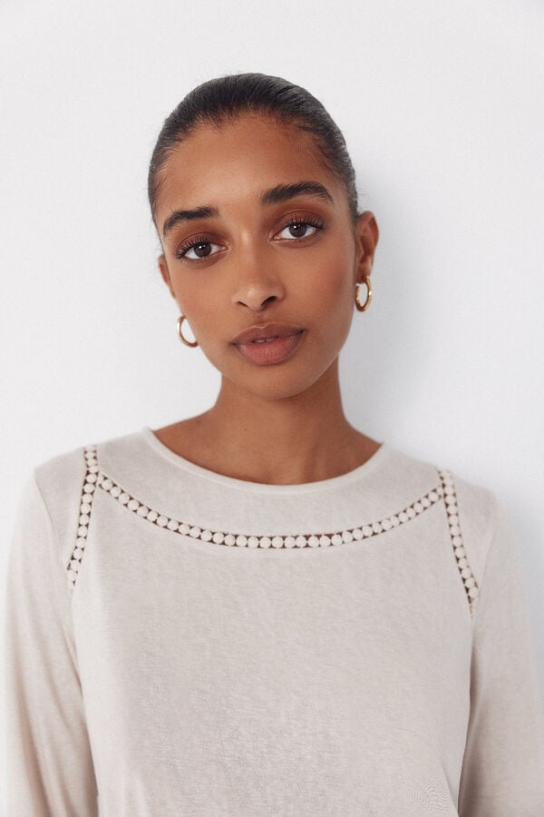 Cortefiel Hemstitch detail t-shirt Beige