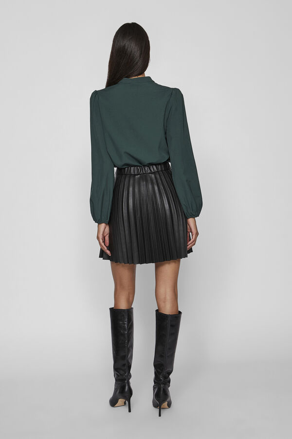 Cortefiel Pleated faux leather skirt Black