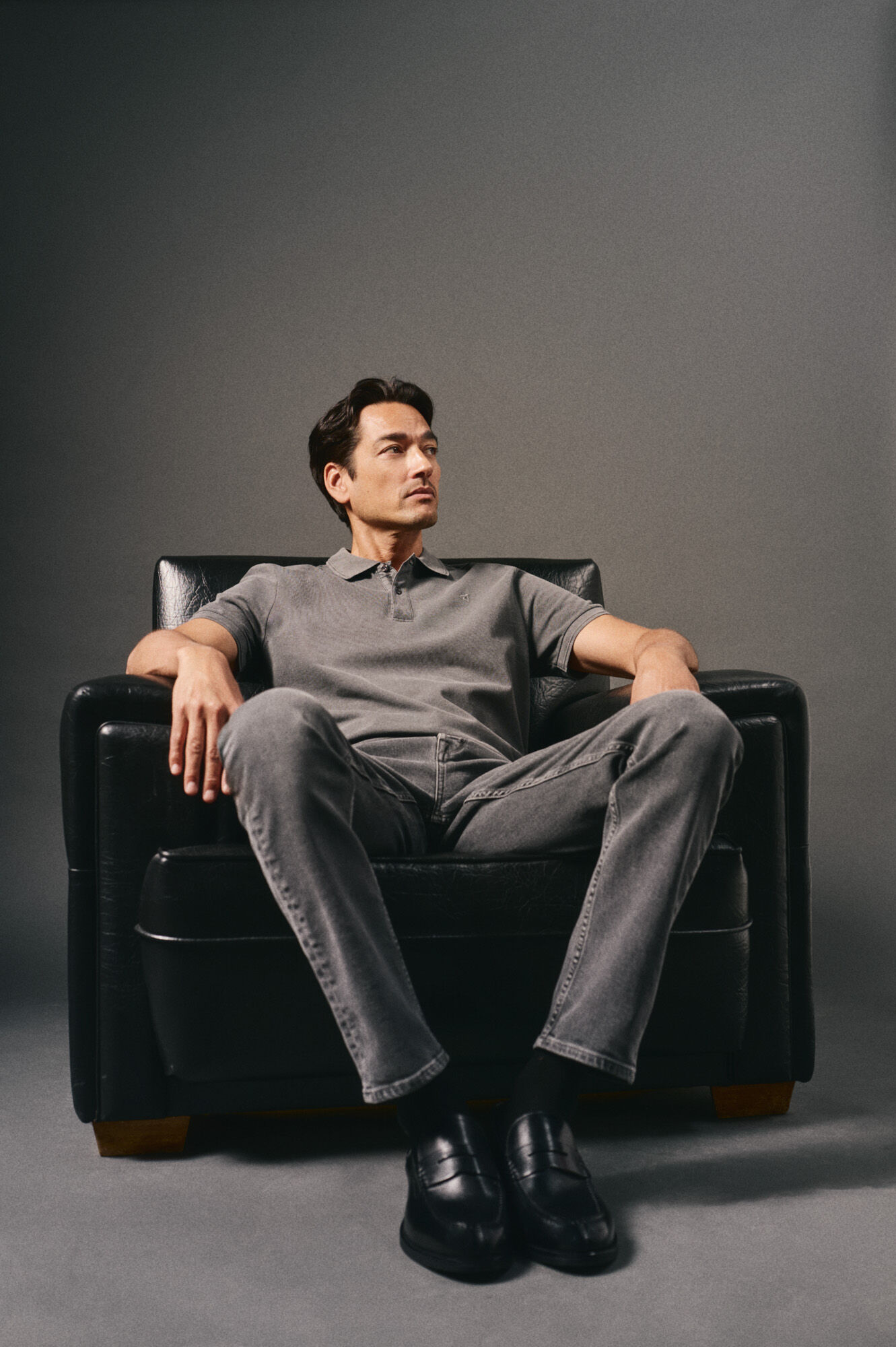 OOTO Camisa polo piqu&eacute; lavada com bordado de avi&atilde;o