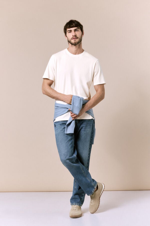 OOTO T-shirt b&aacute;sica lavada Tostado