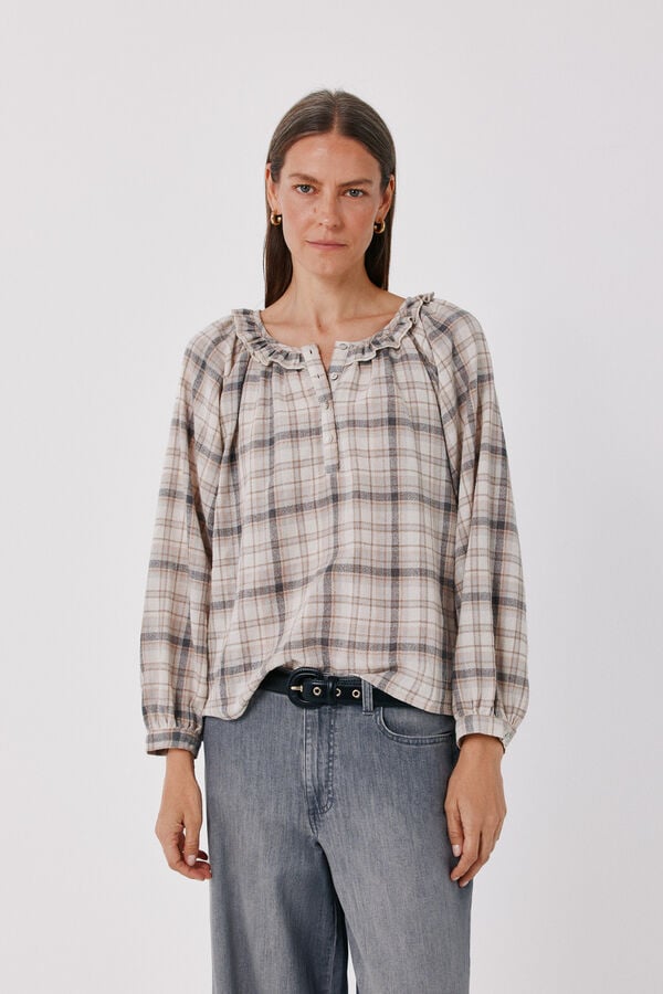Cortefiel Rustic plaid blouse Printed beige