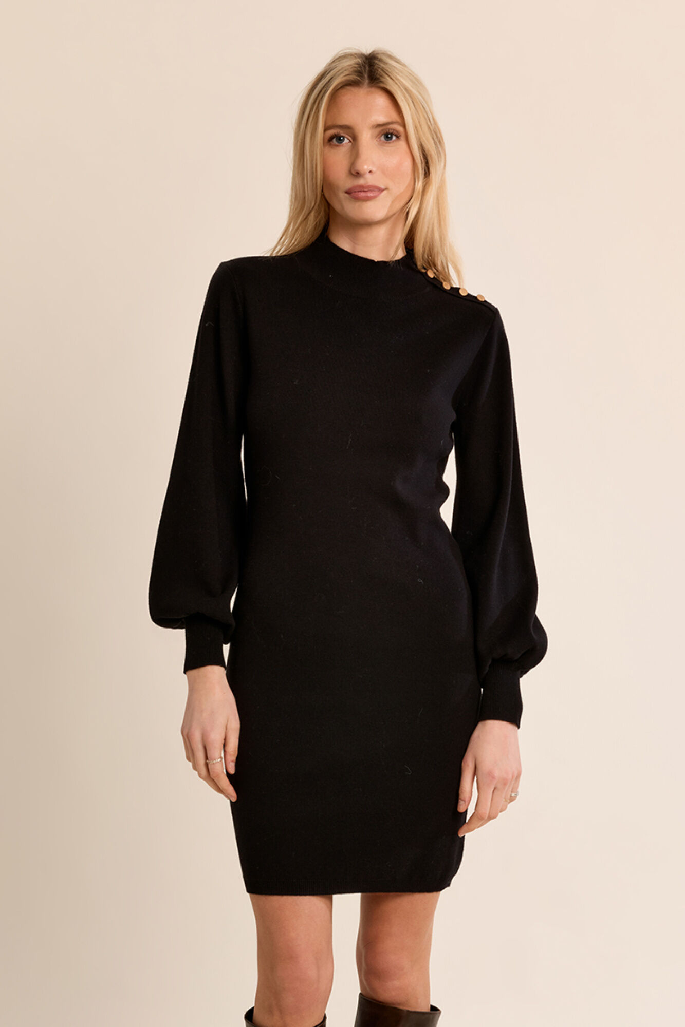 Molly Bracken Vestido curto com bot&otilde;es