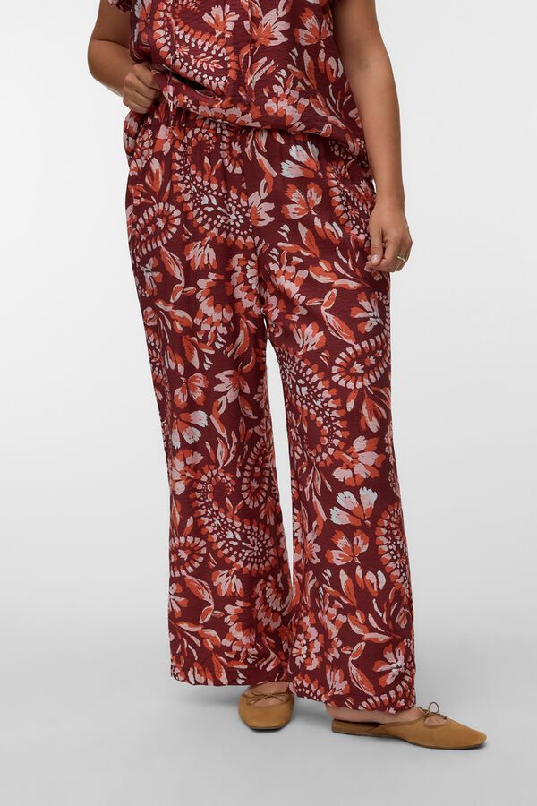 Vero Moda Curve Cal&ccedil;a comprida estampada tamanho grande Castanho