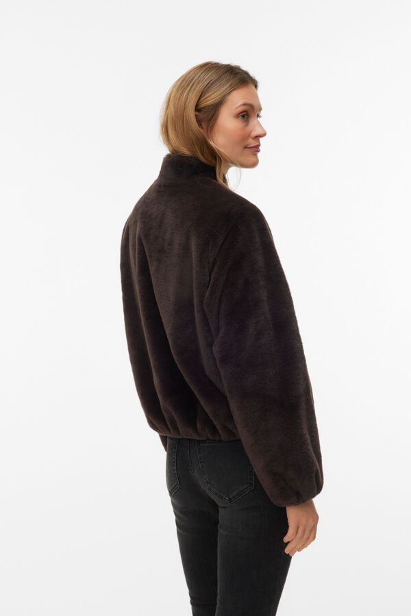 Vero Moda Casaco curto efeito pelo Castanho