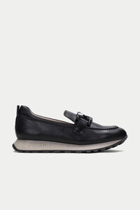Cortefiel Loira embroidered sports loafers Black