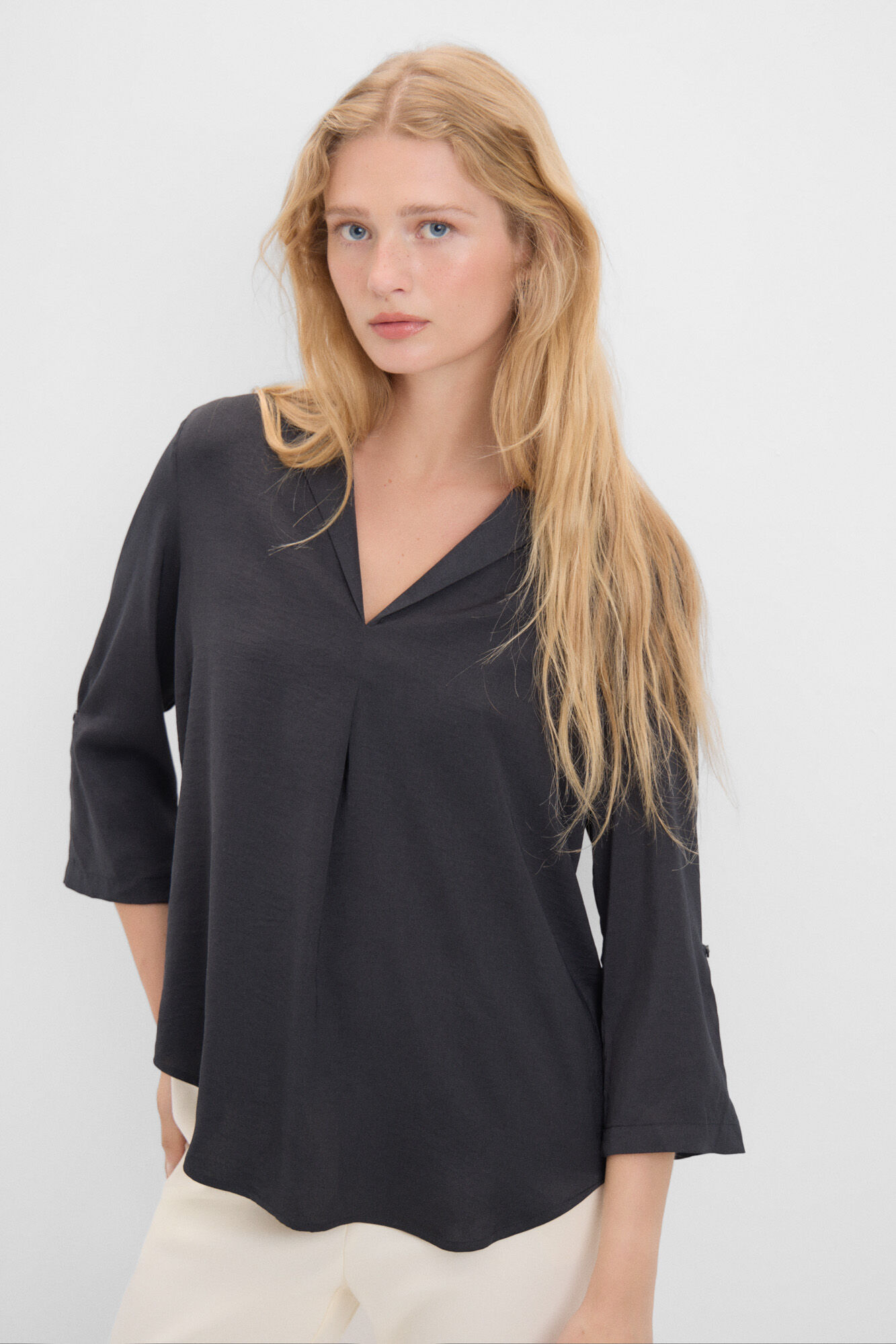 Blusa satinada cuello solapa Blusas de mujer Cortefiel