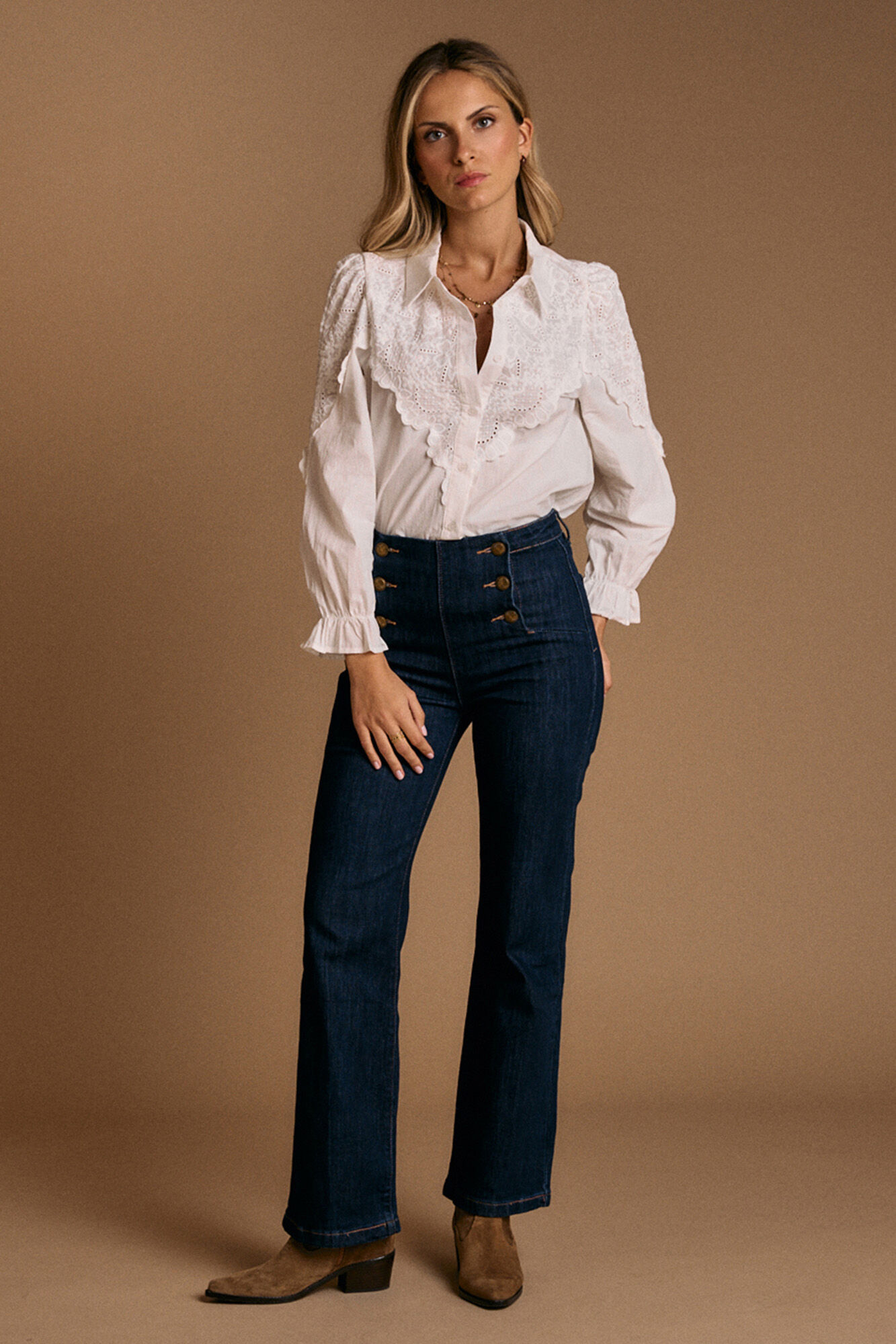 Pol&iacute;n Et Moi Camisa branca bordada