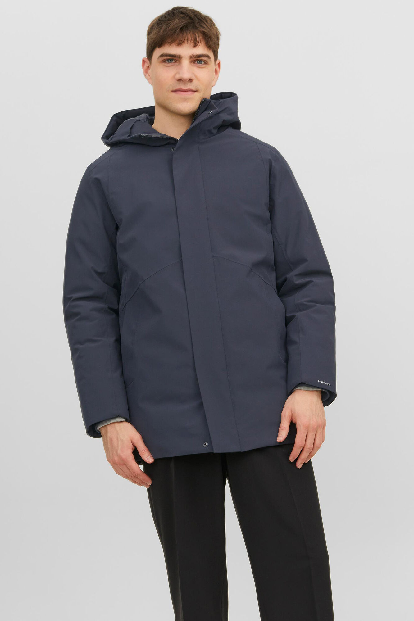 Parka t cnica tech fusion con capucha