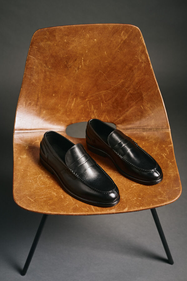 OOTO Mocas&iacute;n piel Negro