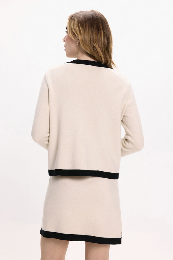 Vila Cardigan com botões dourados e viscose Branco