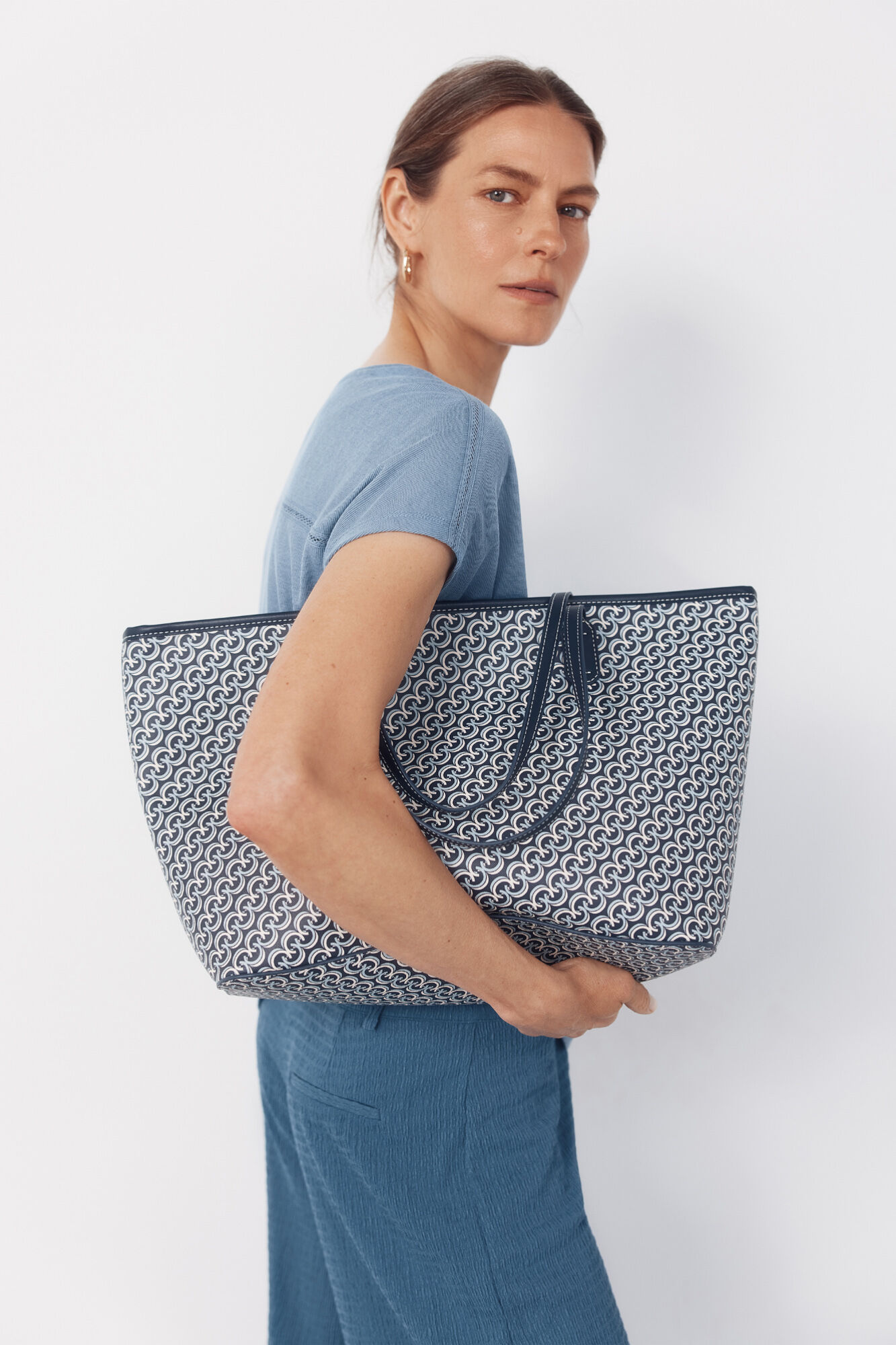 Cortefiel Bolsa de compras com monograma