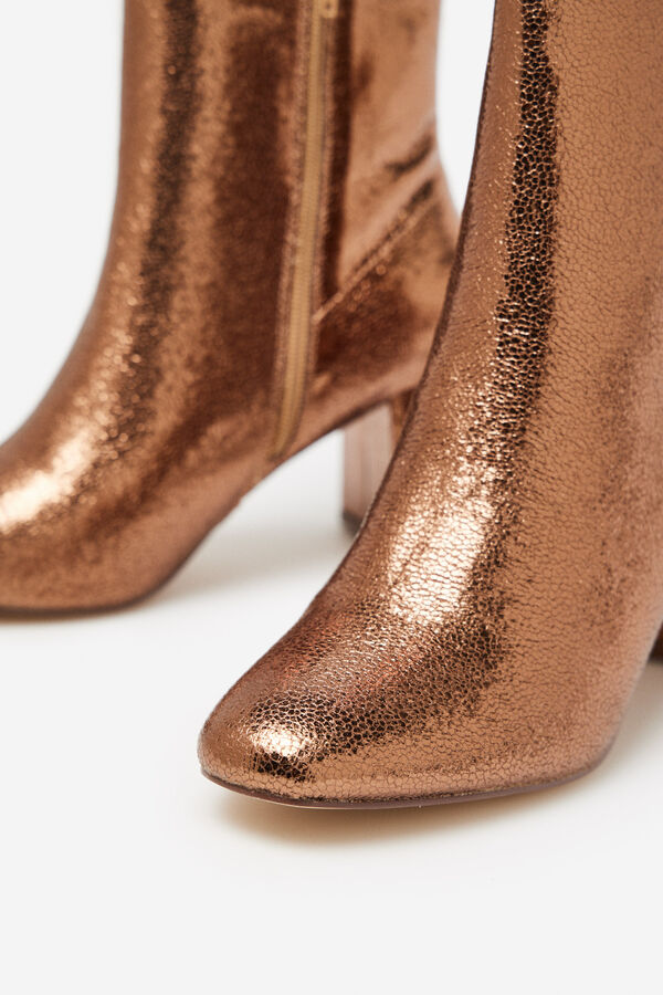Cortefiel Metallic gold ankle boot Gold