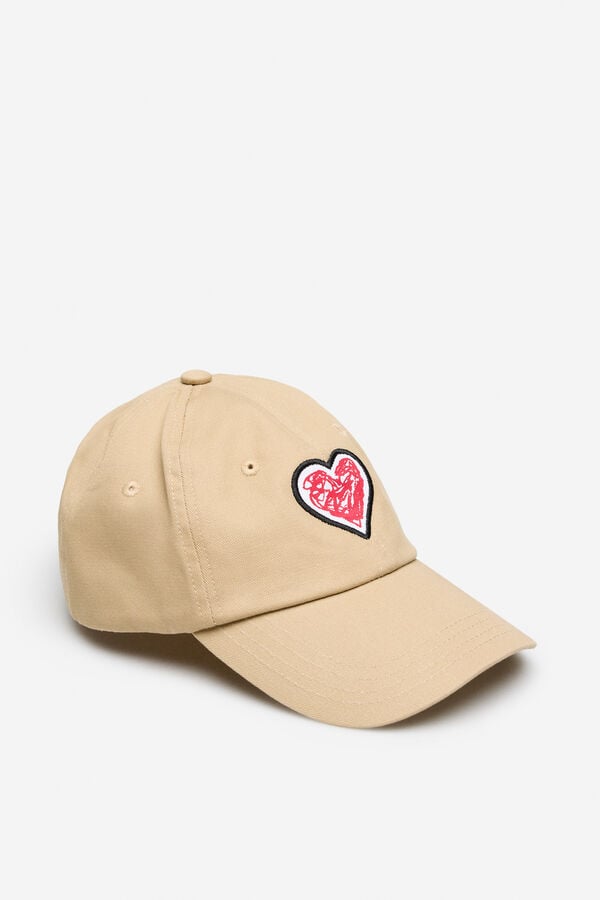 Cortefiel Little hearts cap Beige