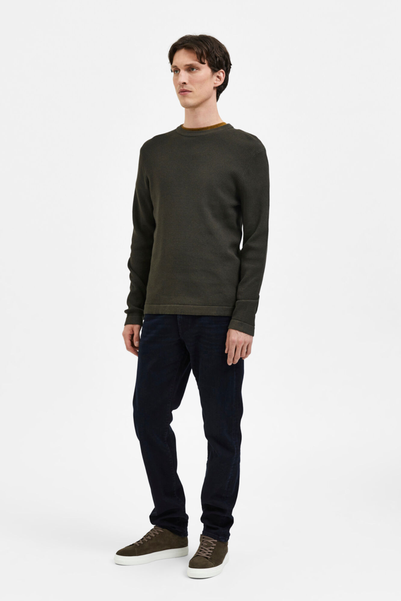 Ropa b sica para hombre Nueva colecci n Cortefiel Oficial