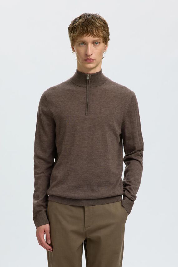 Jersey cuello alto