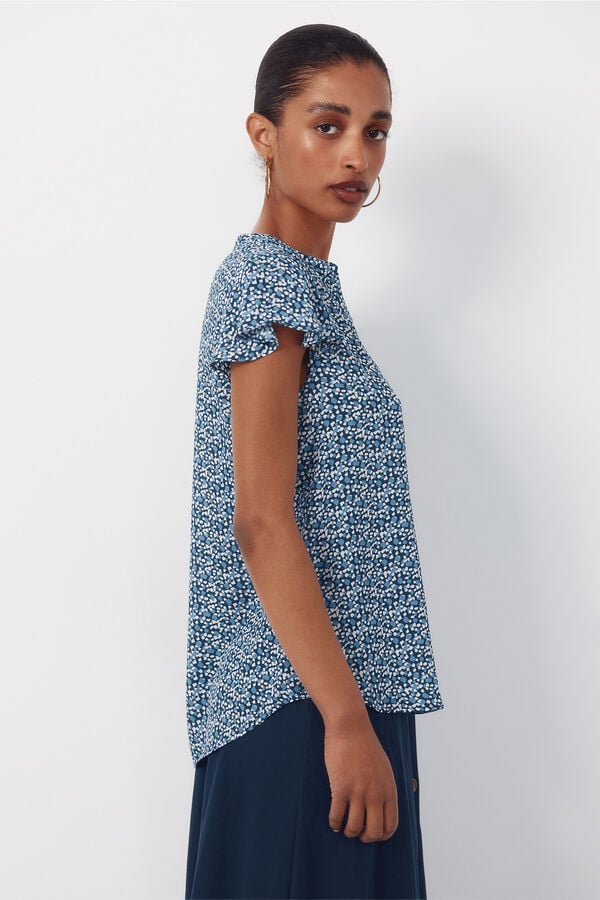 Cortefiel Fluid flutter sleeve blouse Printed blue