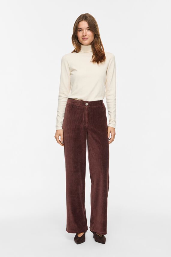 Pantalón recto de pana