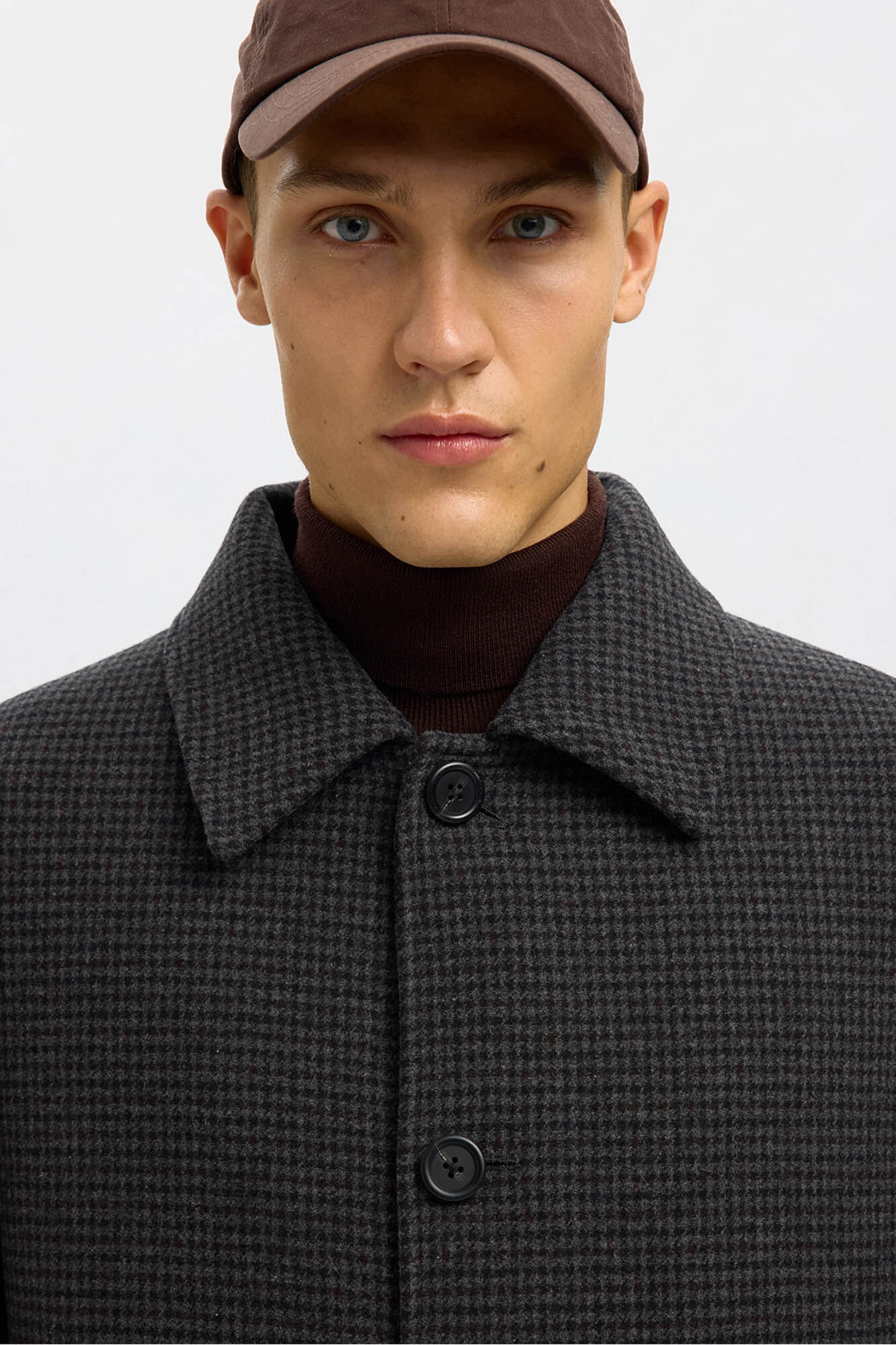 Selected Sobretudo longo de l&atilde;