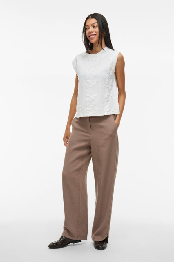 Vila Top sem mangas com bordados em algod&atilde;o Branco