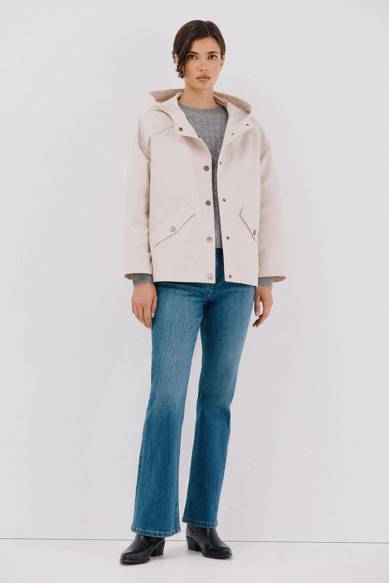 Cortefiel Short jacket with snap buttons