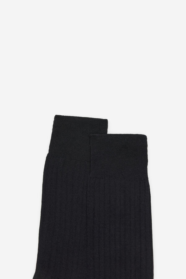 Cortefiel Plain dress socks Black