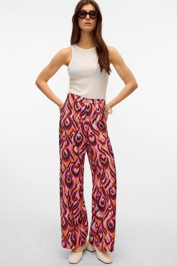 Vero Moda Calças compridas fluidas  Subiu