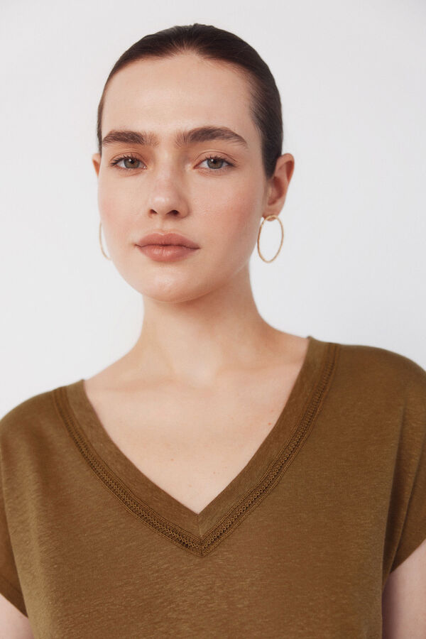 Cortefiel Linen neckline t-shirt with lurex Kaki