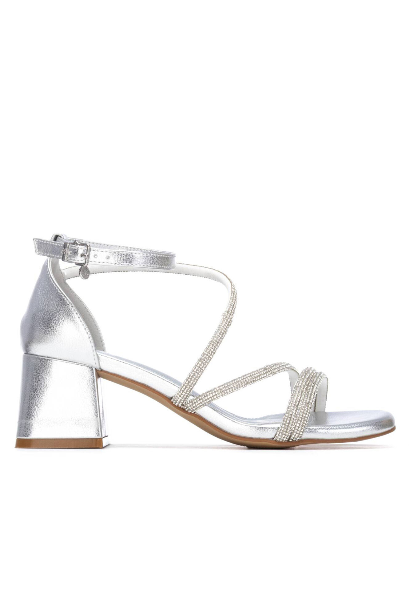 XTI Sandalia metalizada con tac&oacute;n