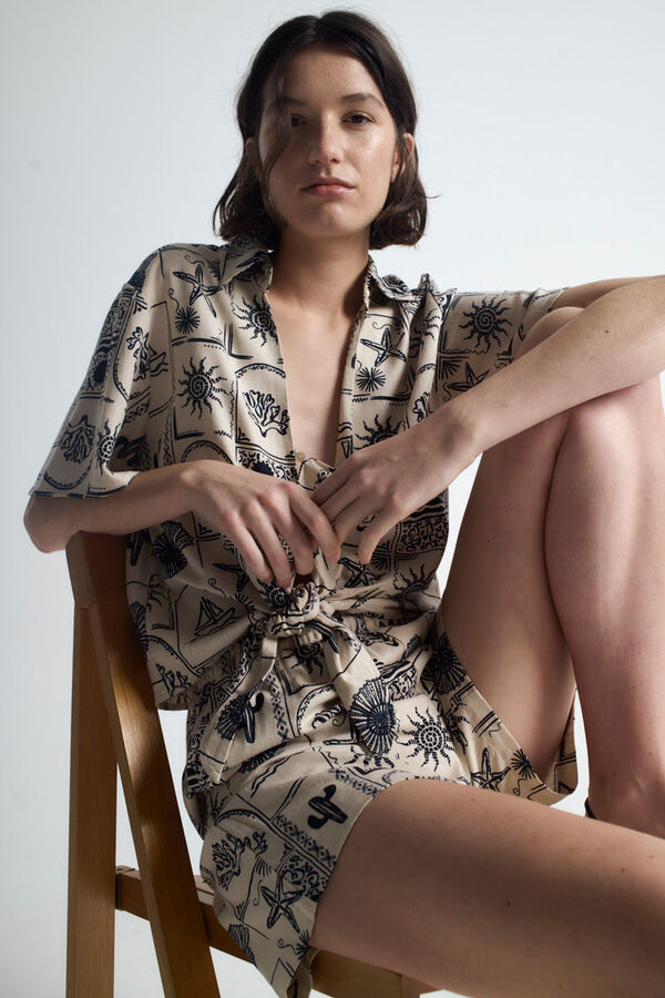 Object Camisa estampada com nó Cinzento