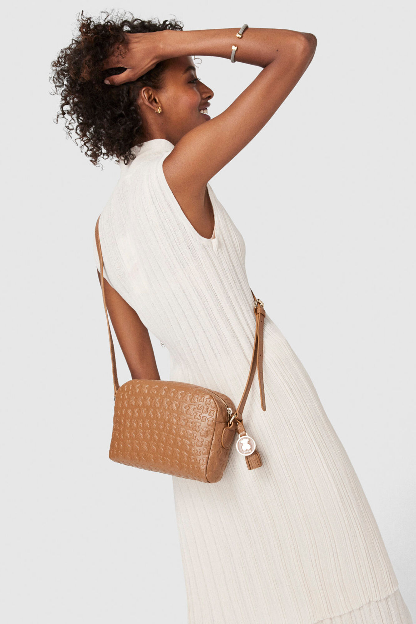 Bandolera de piel marron Sherton Bolsos de mujer Cortefiel