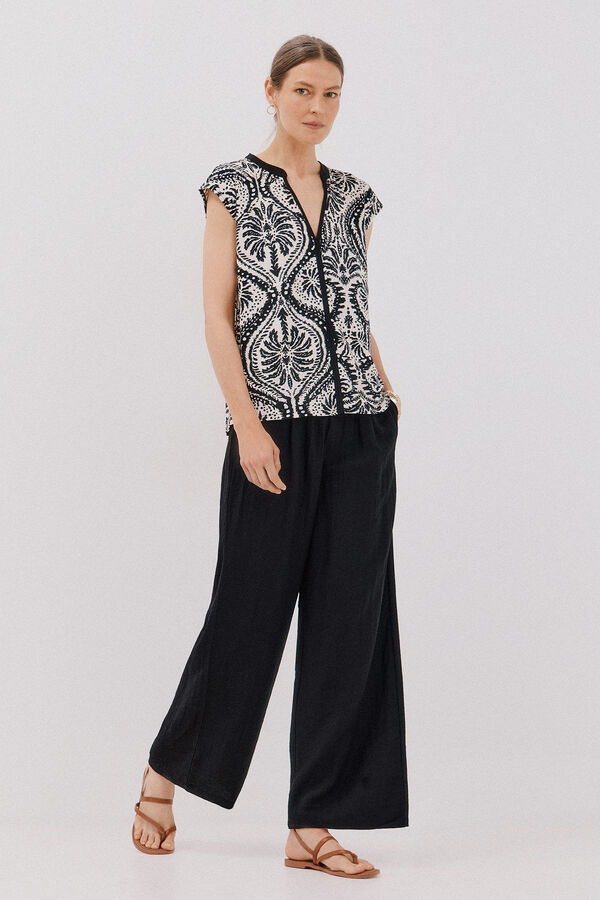 Cortefiel Basic T-shirt without mandarin collar Printed white