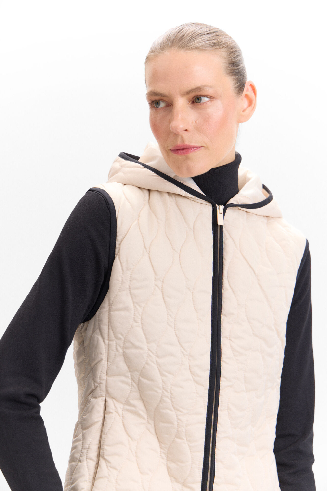 Chalecos de mujer Nueva Coleccion Cortefiel Oficial