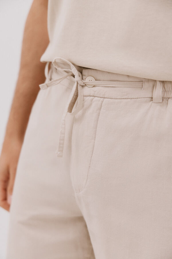 Cortefiel Adjustable lightweight chinos bermuda Beige