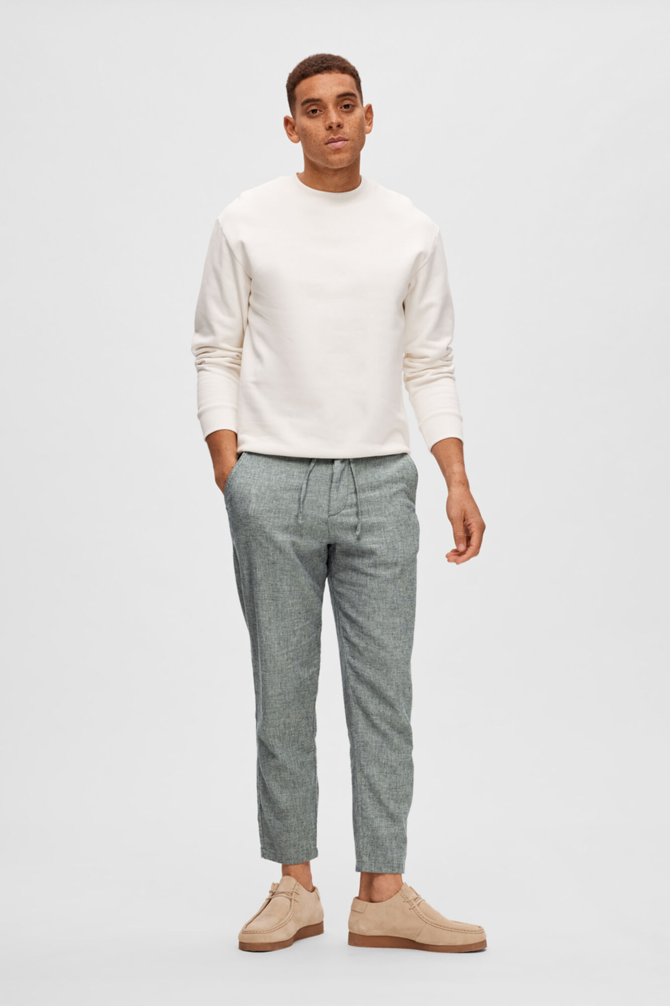 Selected Linen chinos