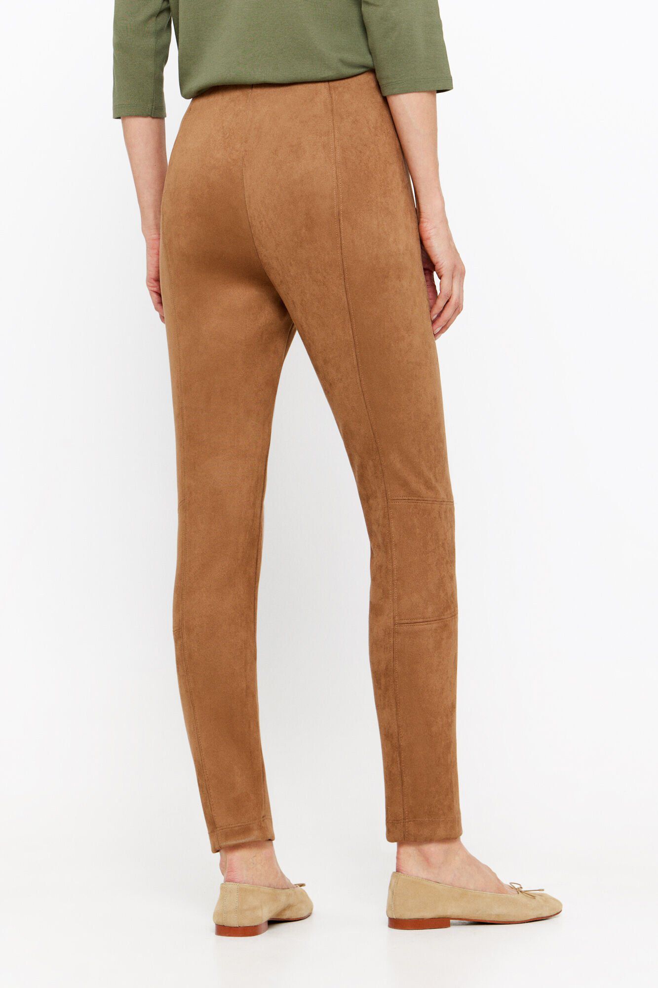 Faux suede leggings Women s trousers Cortefiel