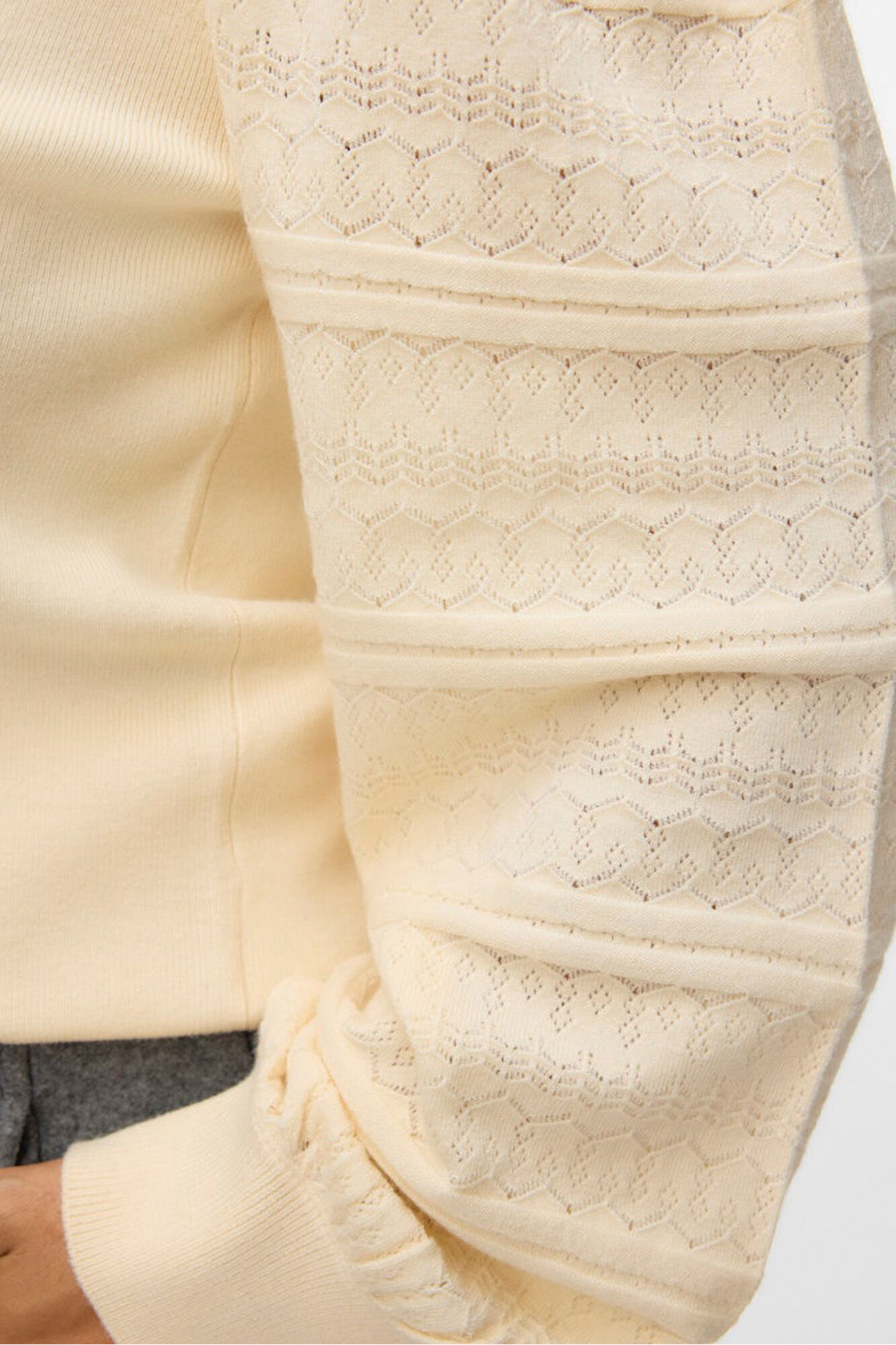 Vero Moda Curve Camisola de renda com malha de manga plus size