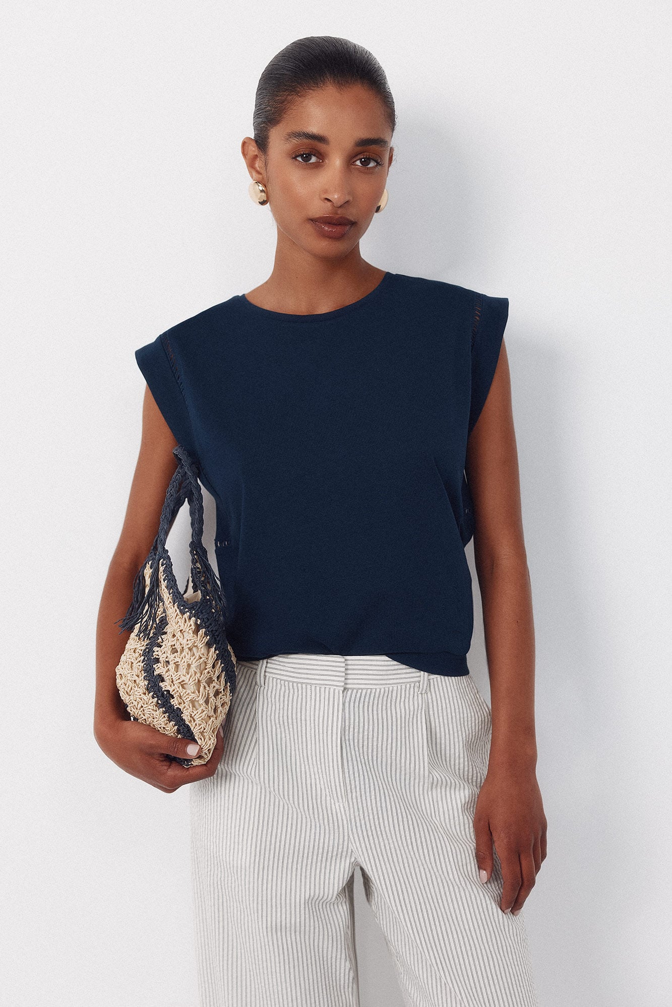 Cortefiel T-shirt with lace trim at the armhole
