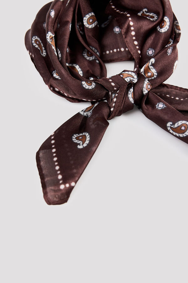 Cortefiel Bandana satinada paisley Estampado marr&oacute;n
