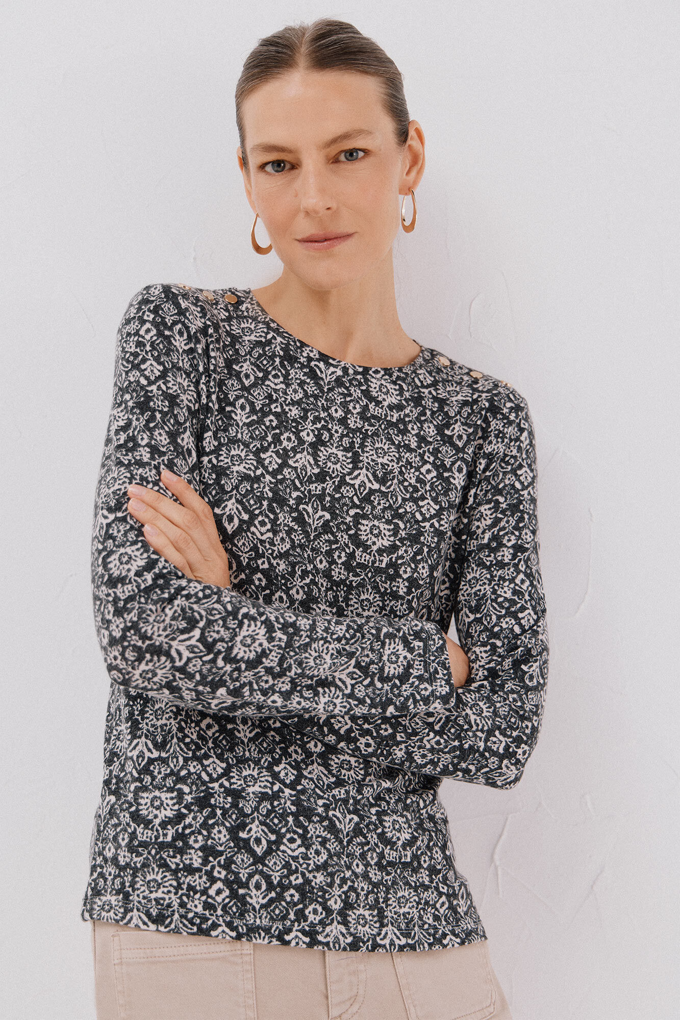 Cortefiel Camiseta caja botones