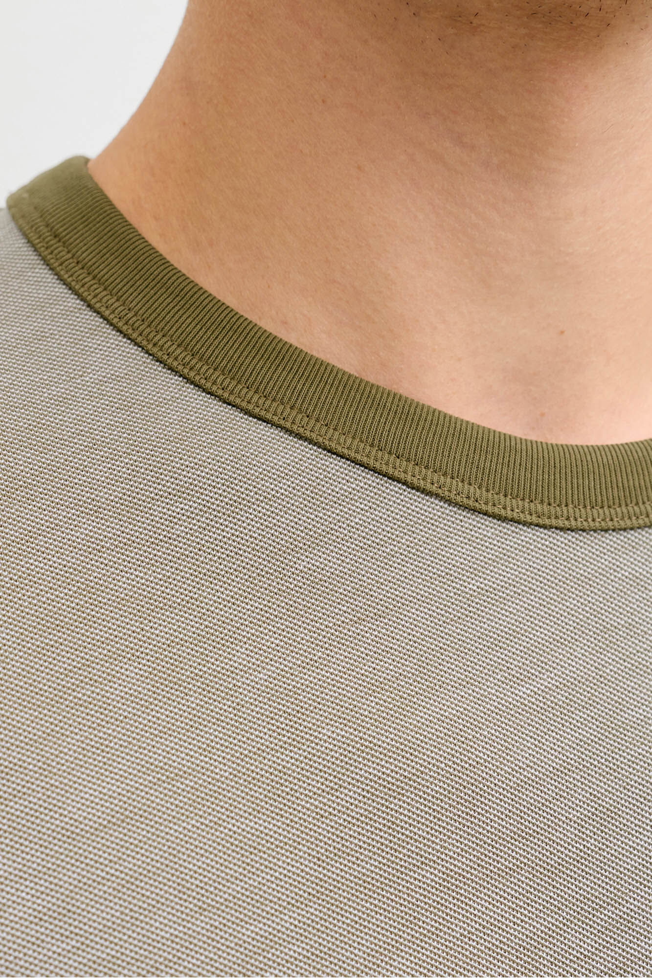 Jack & Jones T-shirt b&aacute;sica manga curta