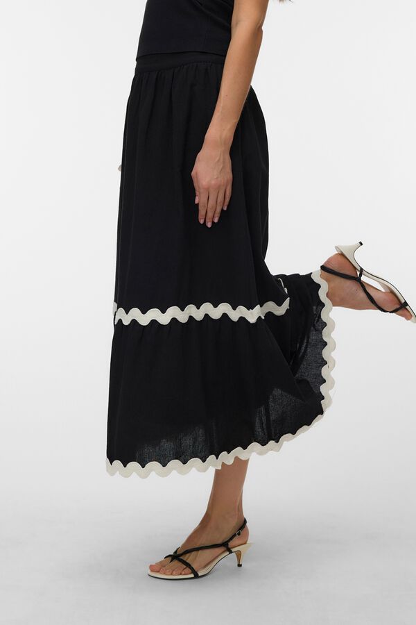 Vero Moda Embroidered detail long skirt Black