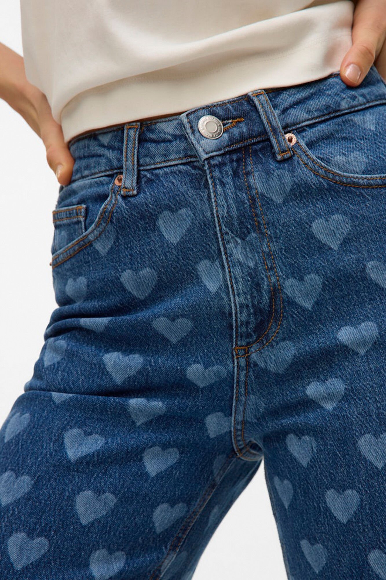 Vero Moda Pantal&oacute;n vaquero estampado