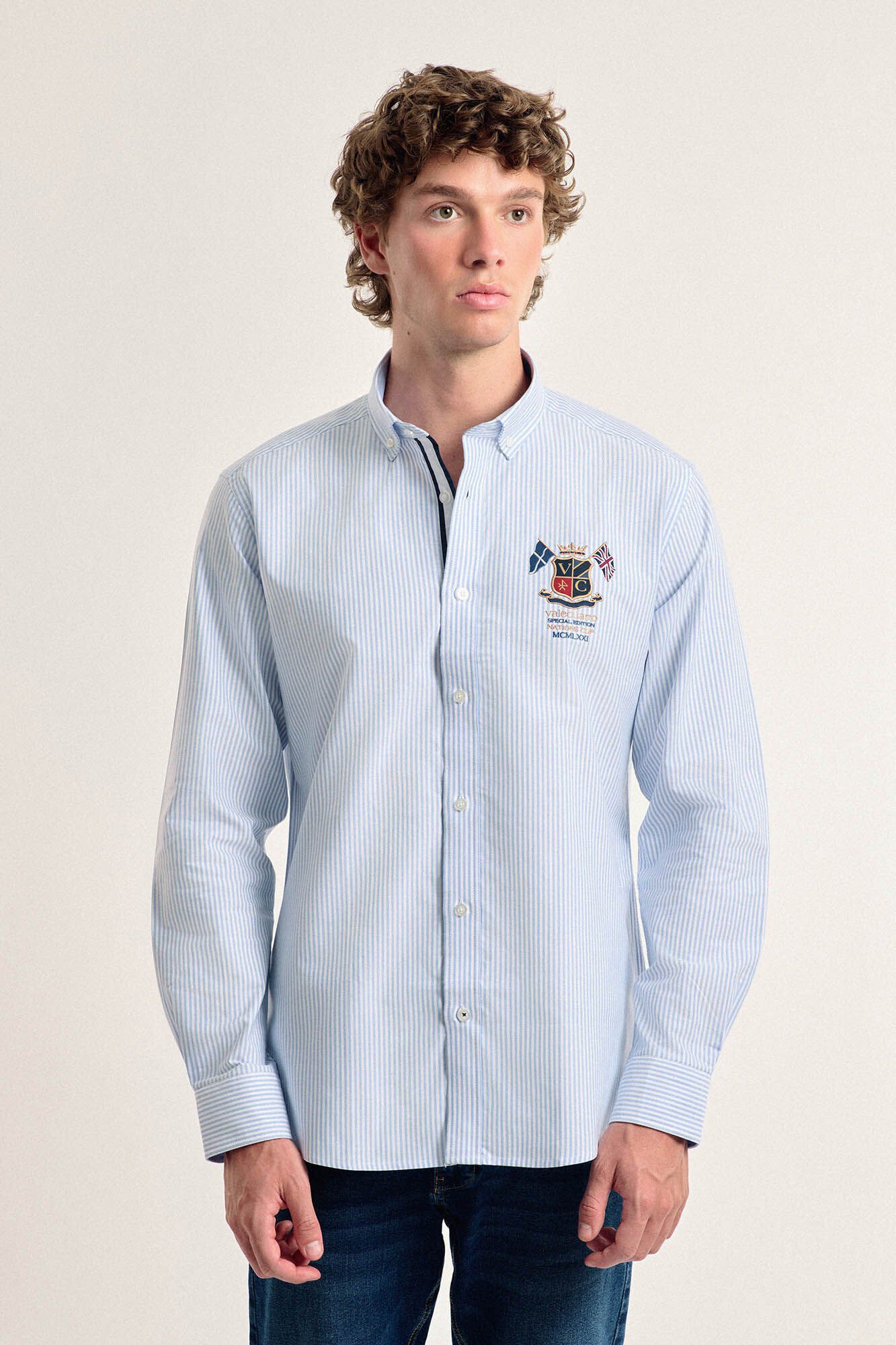 Valecuatro Camisa hombre Valecuatro celeste modelo banderas
