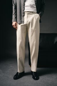 OOTO Calças chino pinças