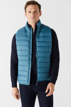 Cortefiel Ultralight quilted gilet Burgundy