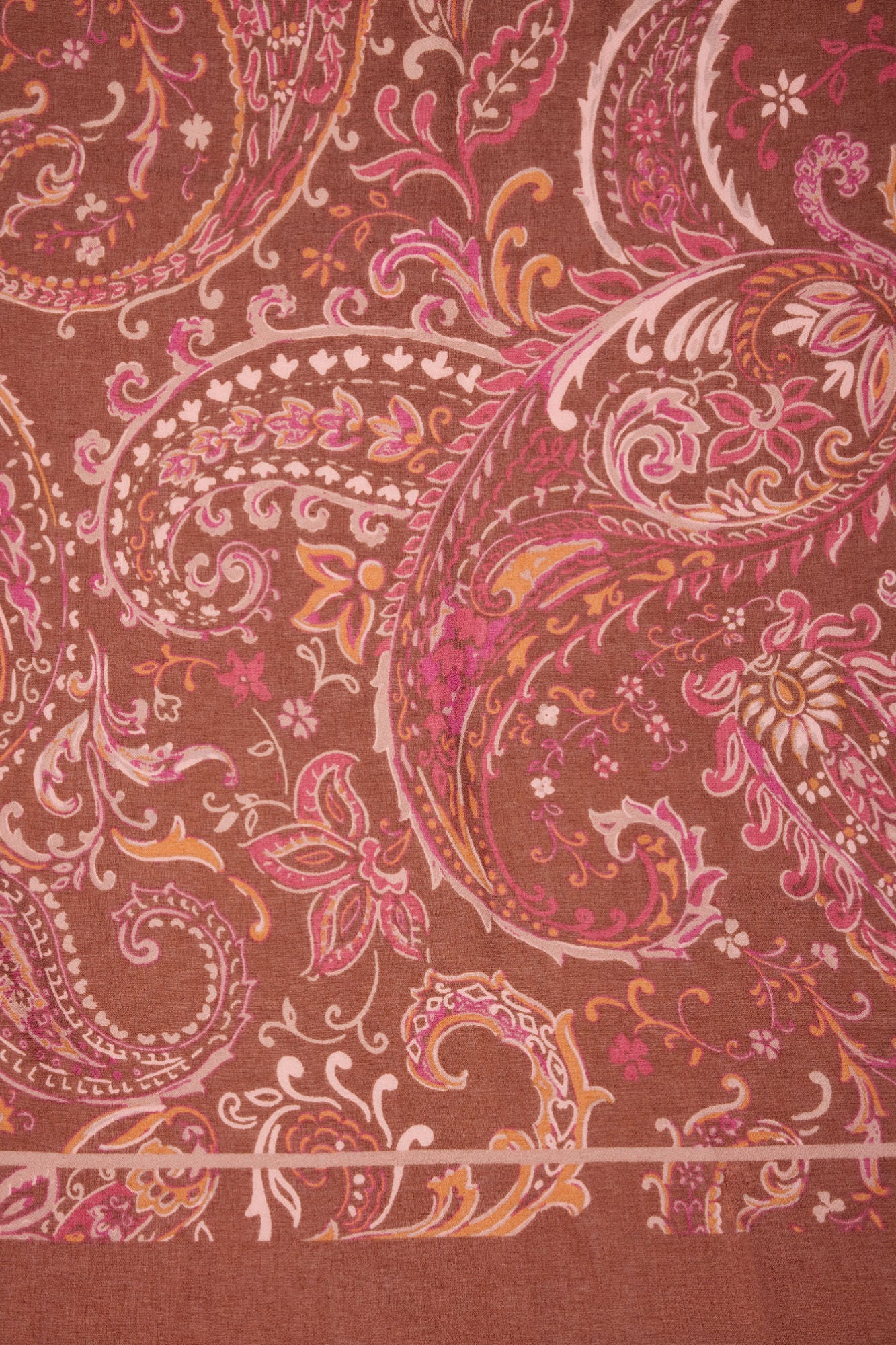Cortefiel Len&ccedil;o quadrado paisley