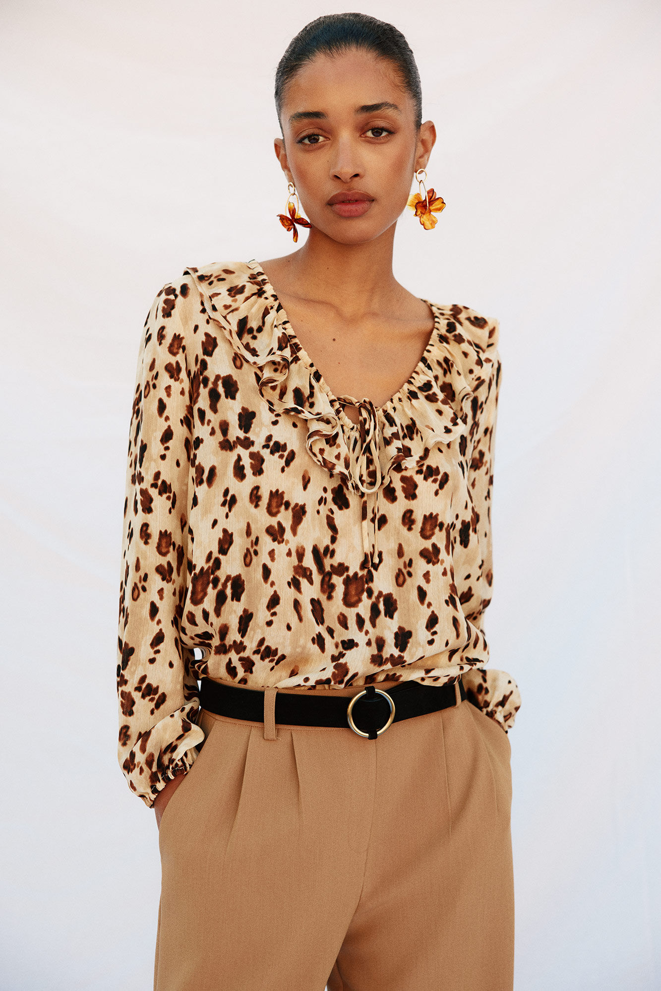 Cortefiel Blusa volantes