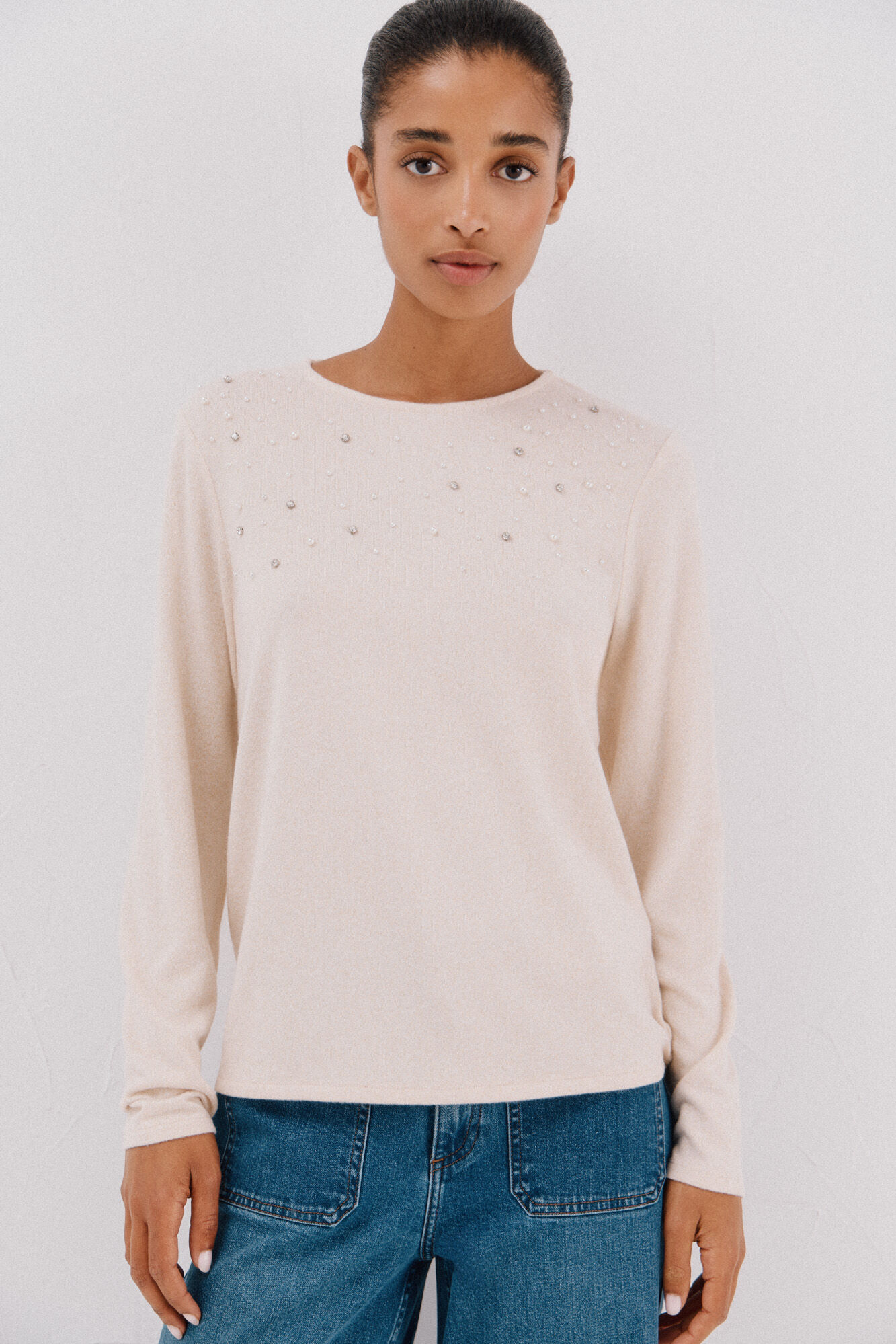 Cortefiel T-shirt with pearl and rhinestone details
