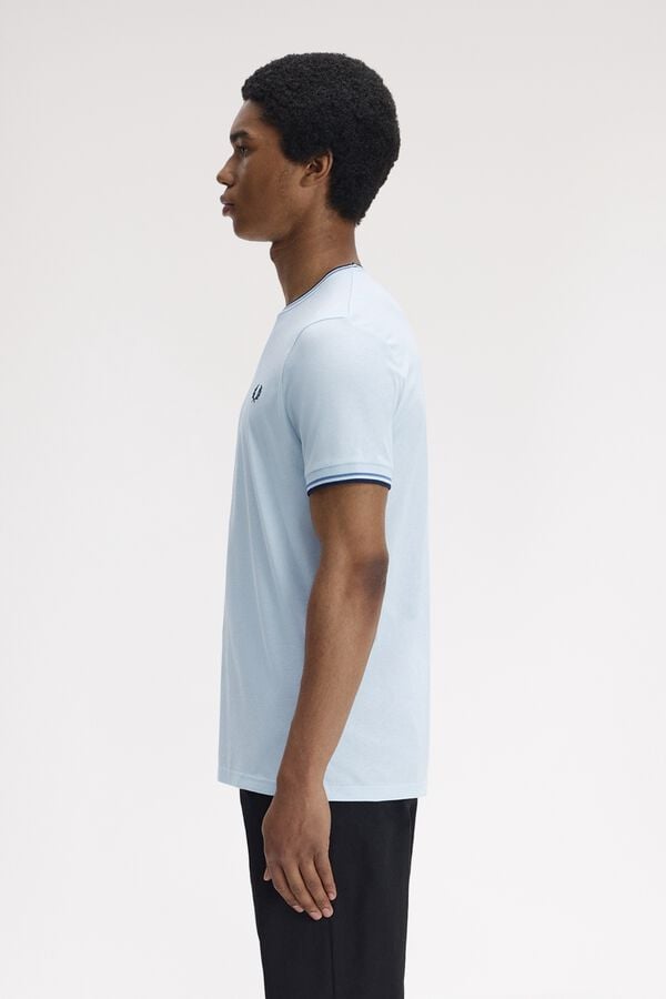 Fred Perry T-shirt with two-stripe trim Blue