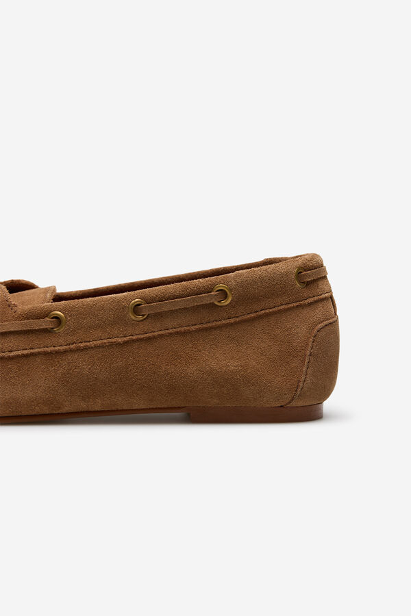 Cortefiel Mocas&iacute;n piel serraje Marr&oacute;n